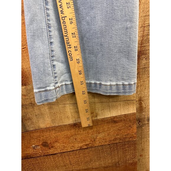 Altar'd State Flared High-Waisted Light Wash Jeans With Button Fly 28/7 - Picture 2 of 5